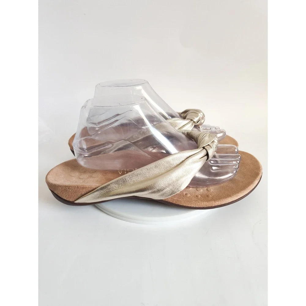 Vionic Pippa Sandals 10 Gold Leather Knotted Orthotic Thong Flip Flops Comfort